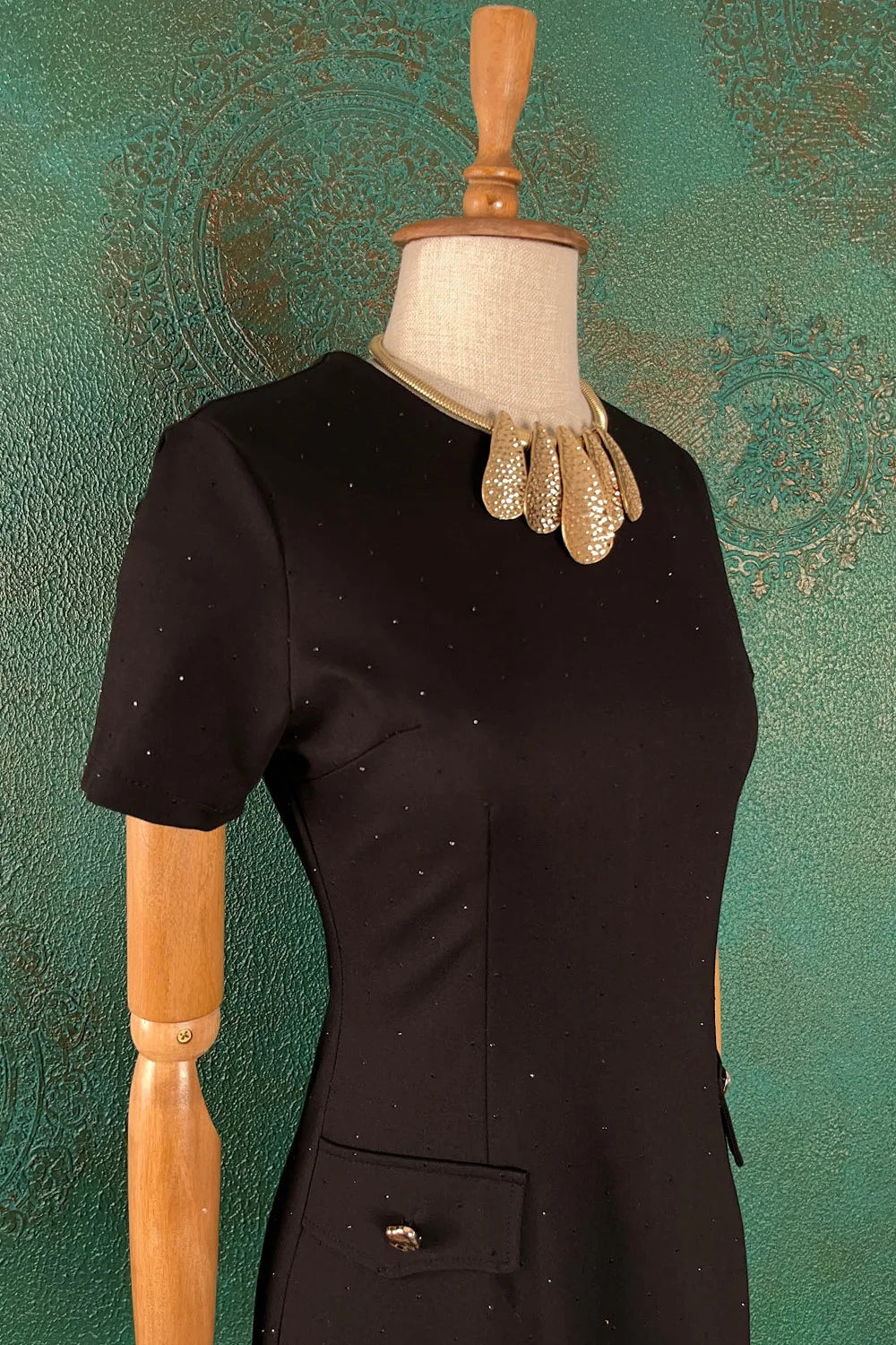 Taş İşlemeli Mini Elbise