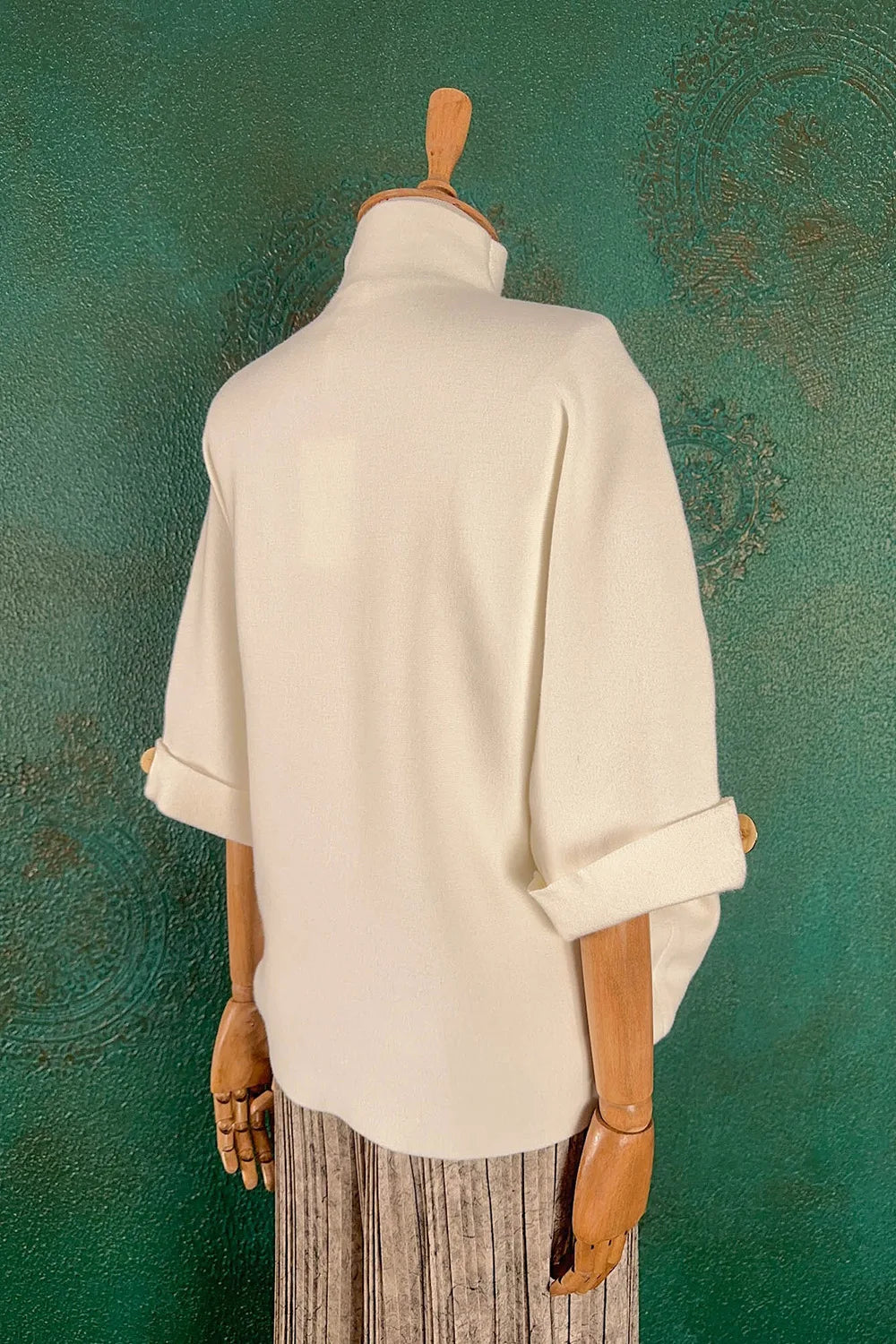 İşlemeli Triko Kazak