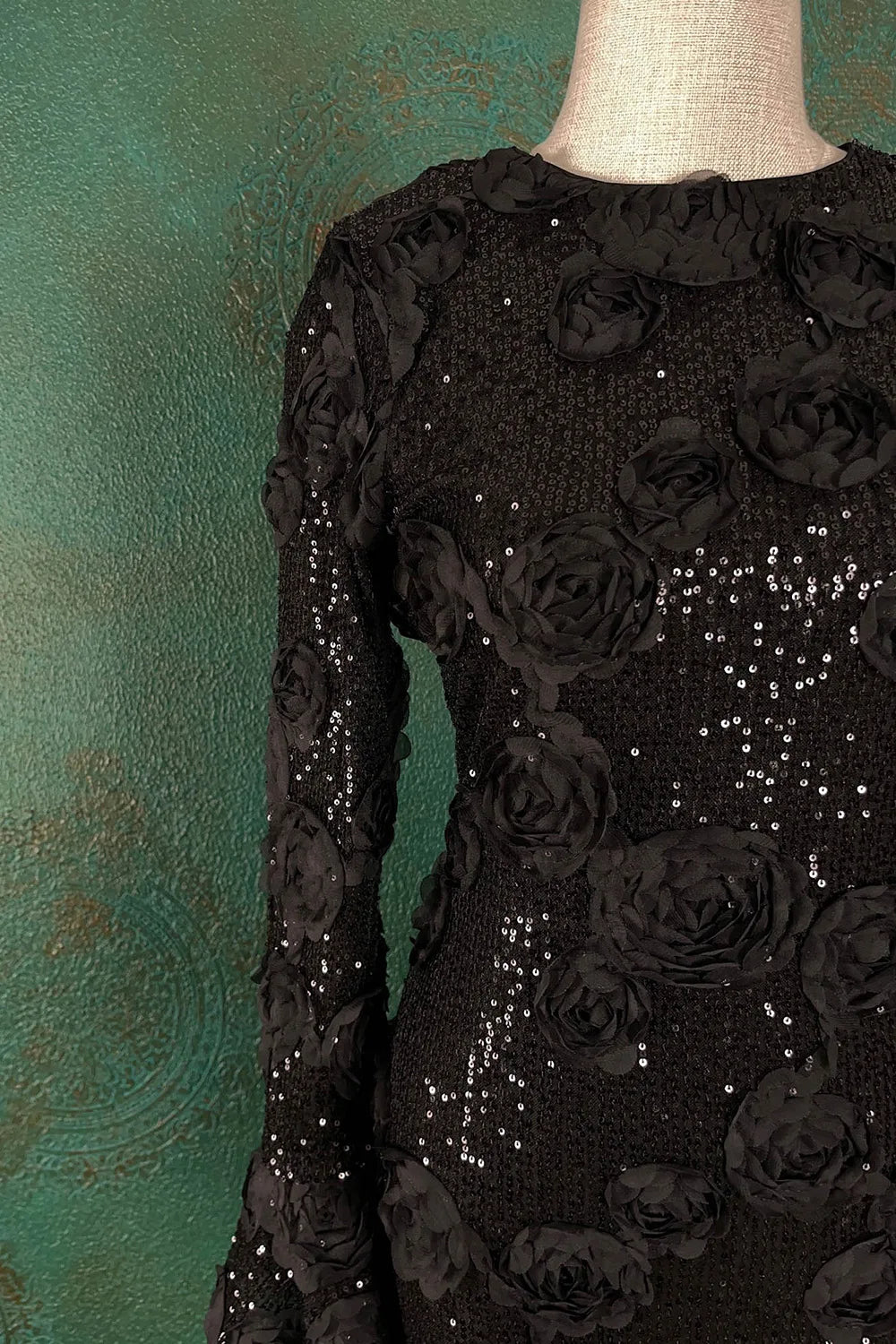 Pul İşlemeli Mini Elbise