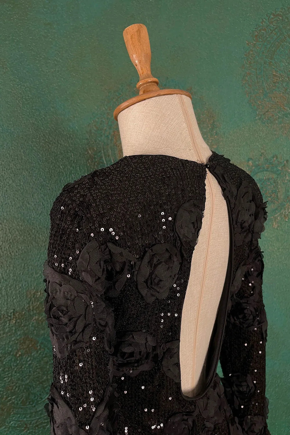 Pul İşlemeli Mini Elbise