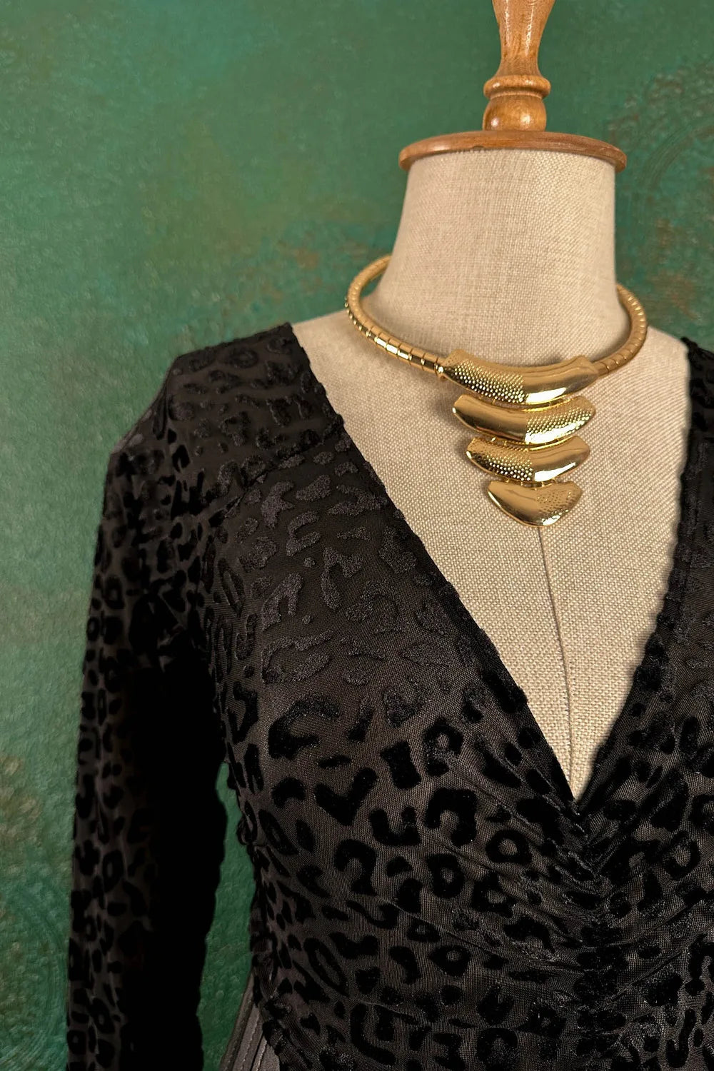 Kadife Desenli Transparan Body