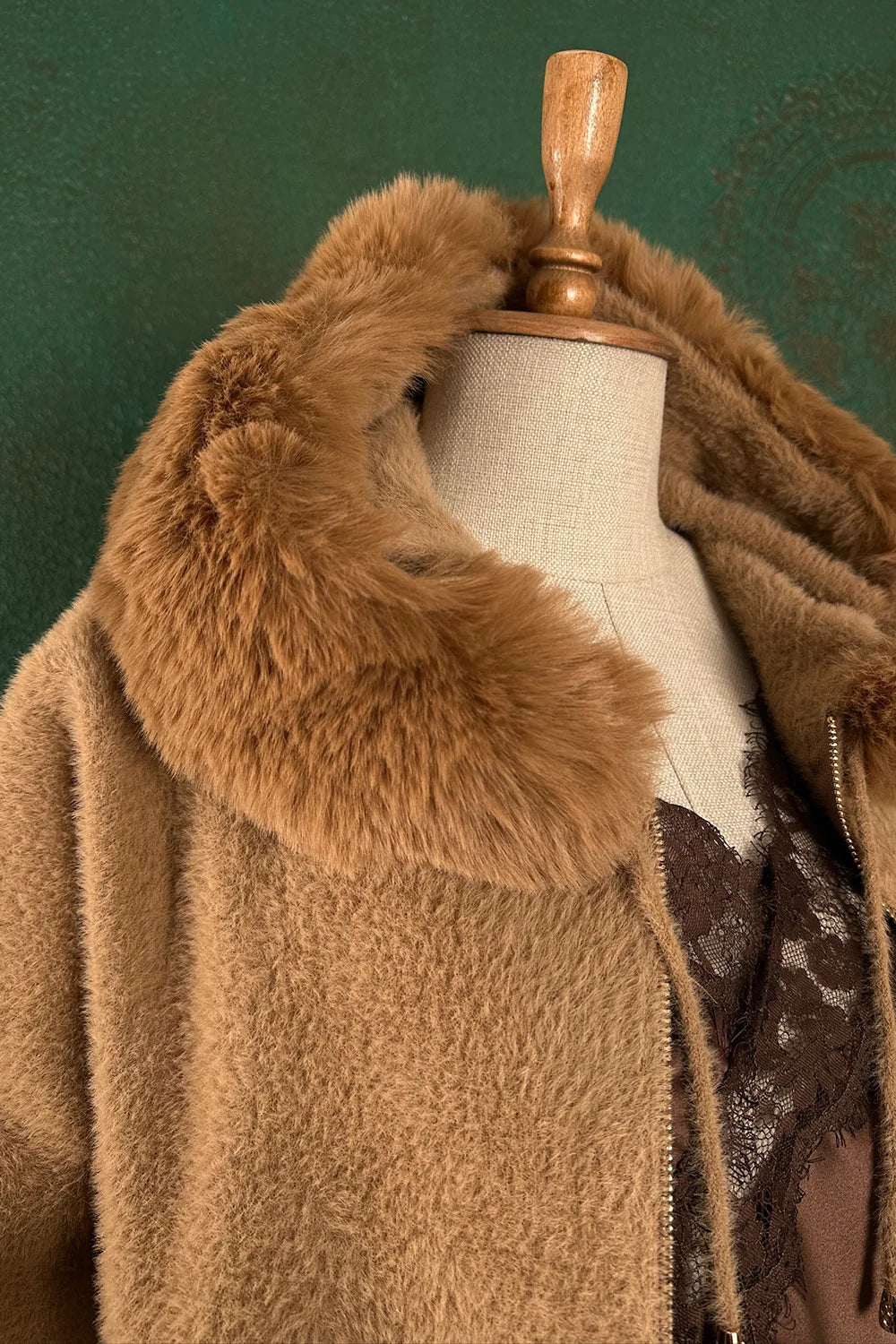 Kürk Detaylı Yumuşak Hırka