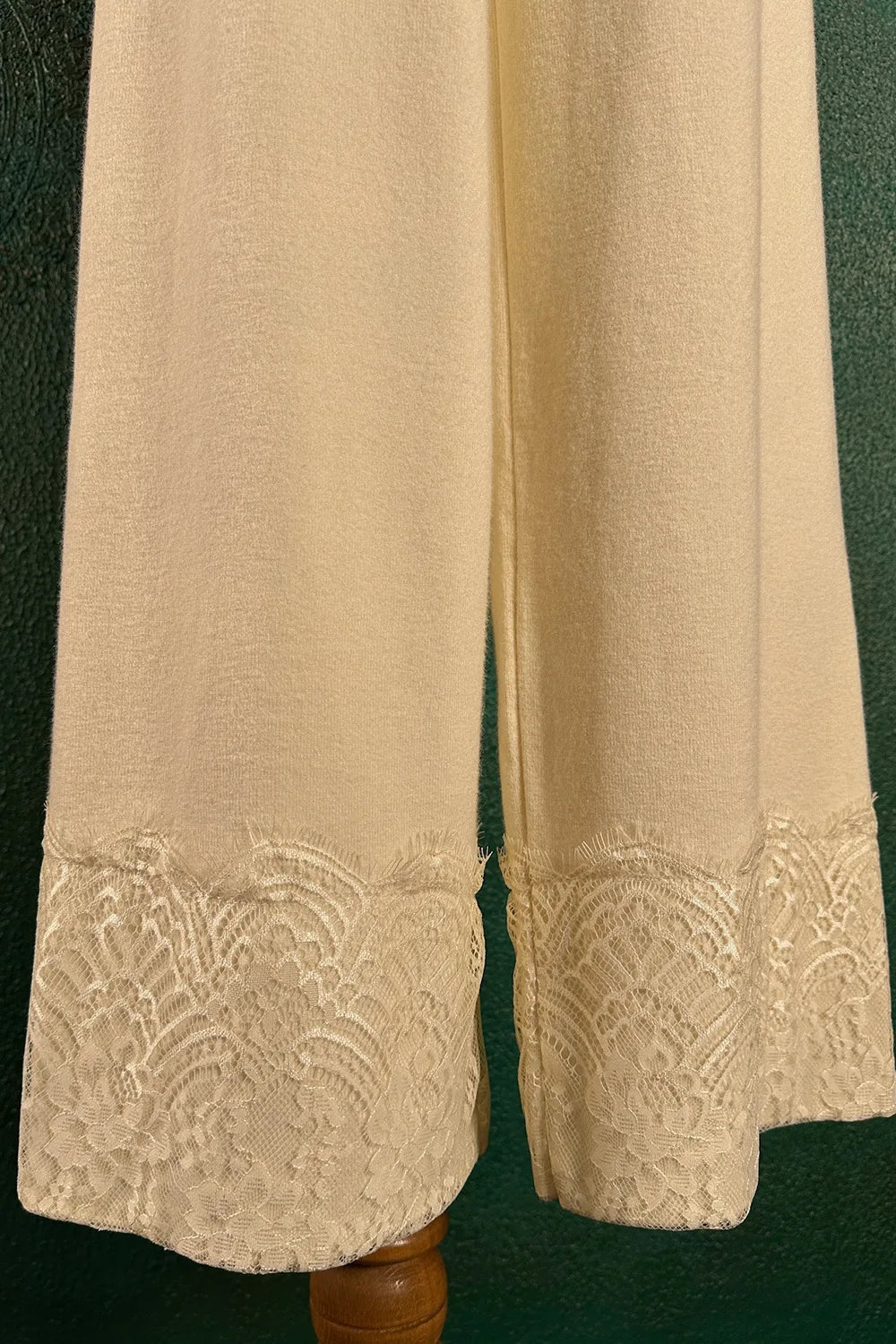 Omzu Açık Triko Takım