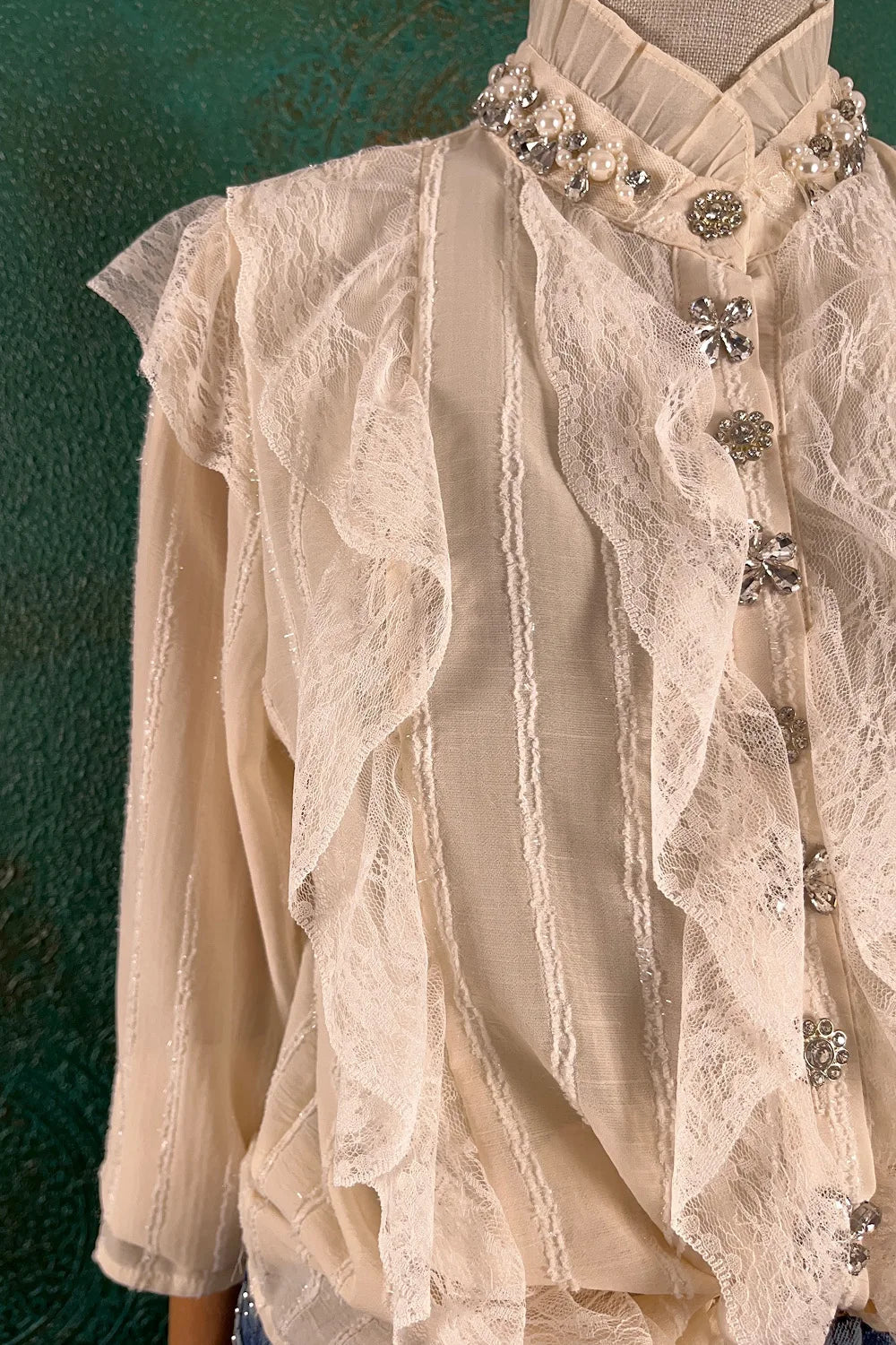Taş İşlemeli Şık Gömlek