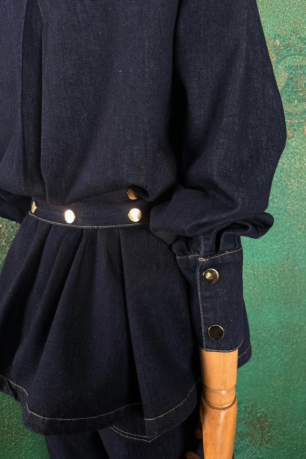 Asimetrik Yakalı Denim Takım