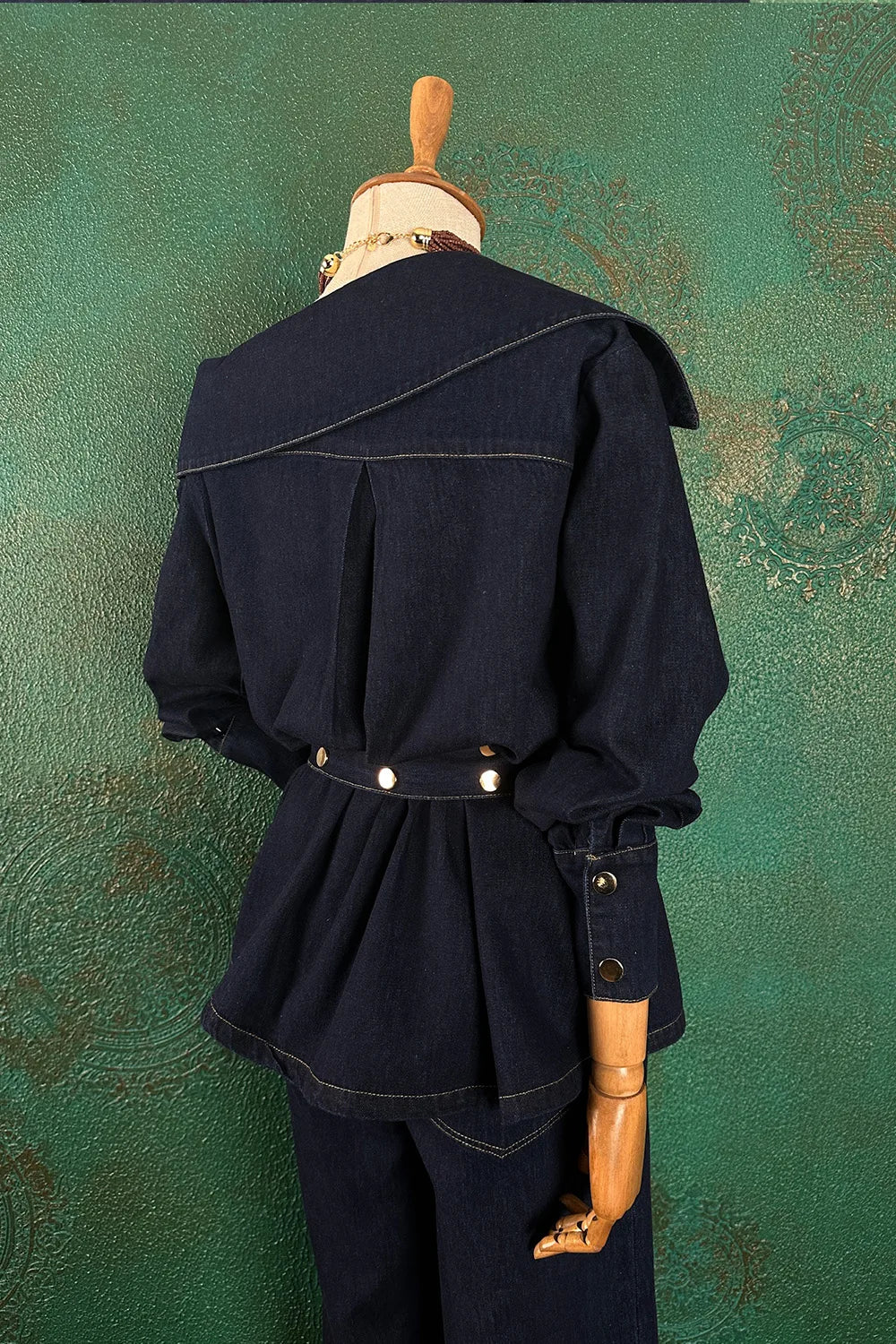 Asimetrik Yakalı Denim Takım