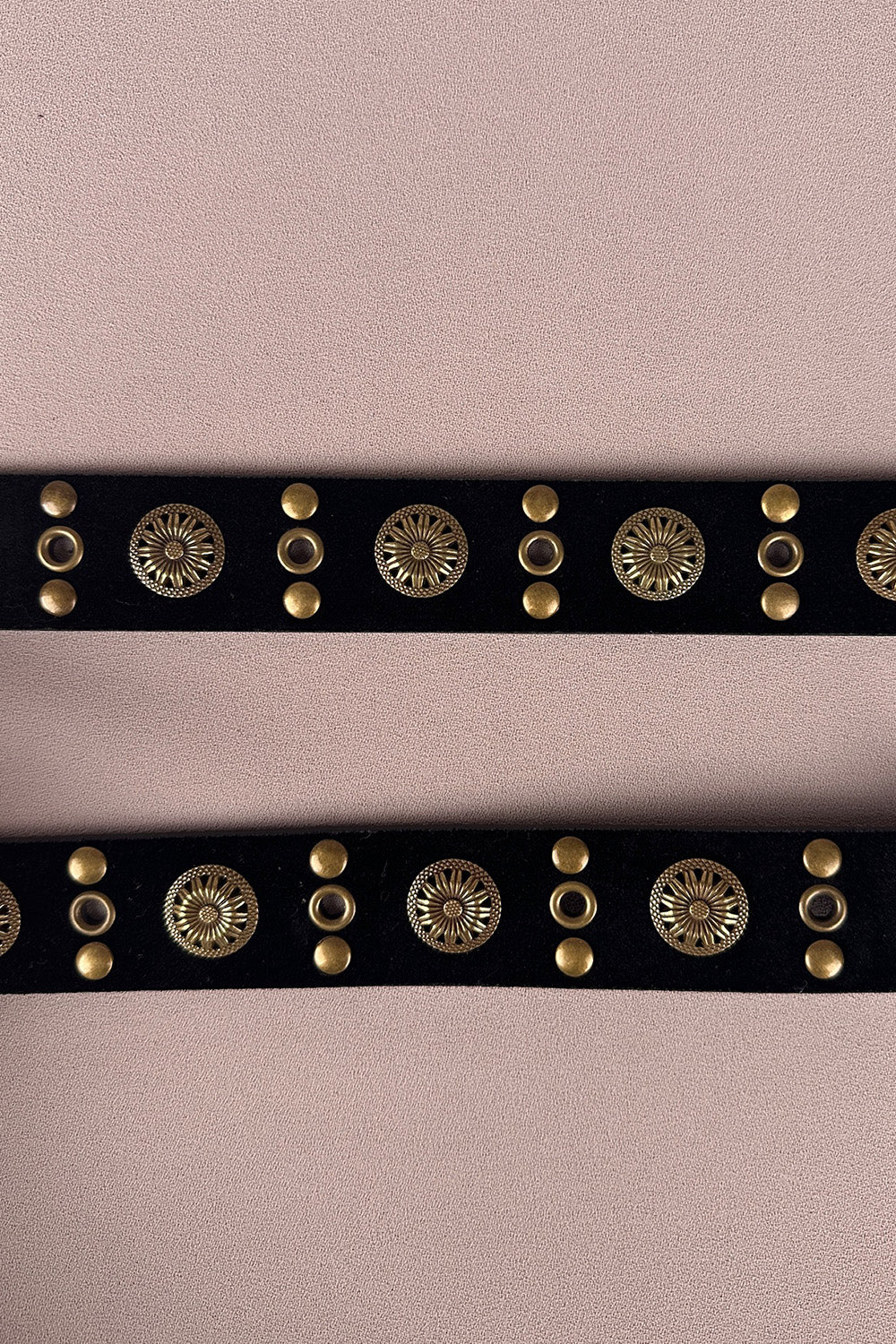 Concho Detaylı Süet Kemer