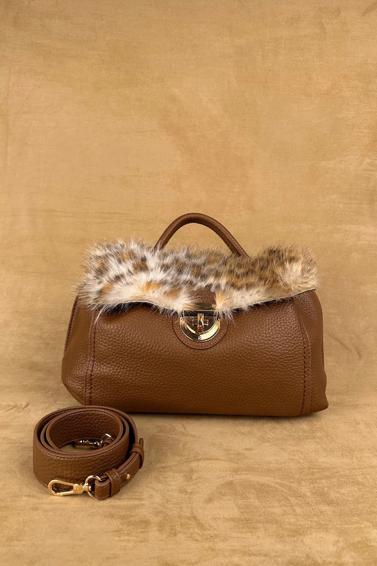 Kürk Detaylı Çanta