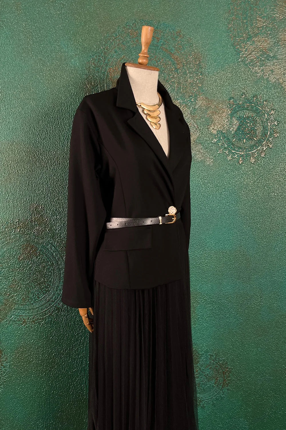 Asimetrik Ceket Detaylı Elbise