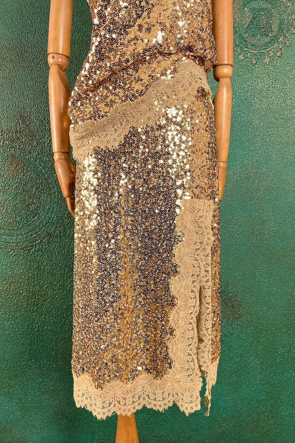 Pul İşlemeli Etek Takım