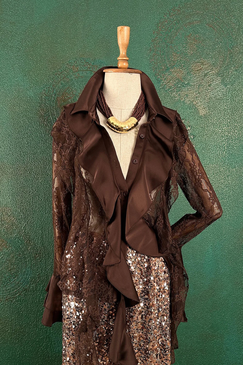 Saten Detaylı Dantel Gömlek