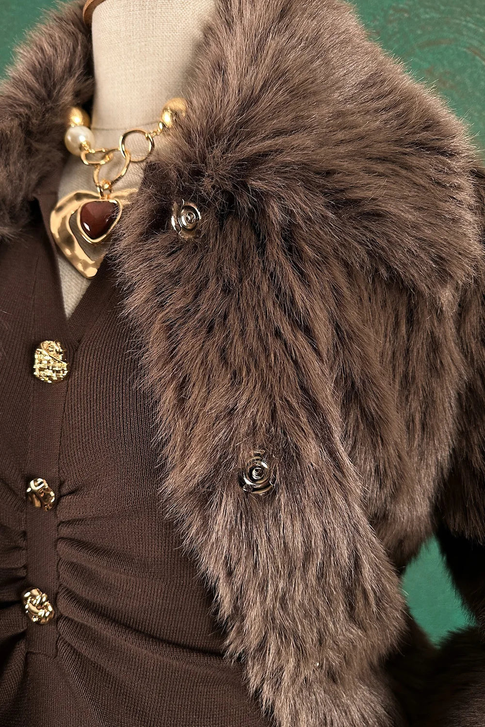 Dokulu Uzun Kürk Kaban