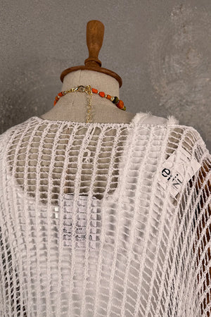 Krem file merserize kadın üst, açık örgü dokulu, uzun kollu, detay görünüm, etiketli