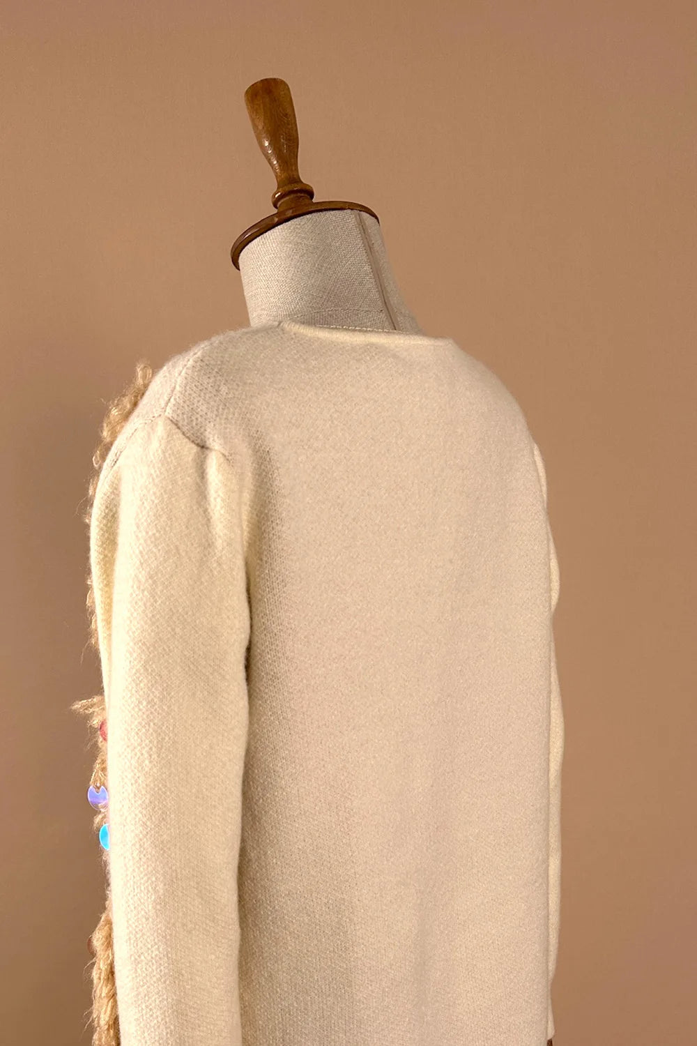 Payet İşlemeli Hırka