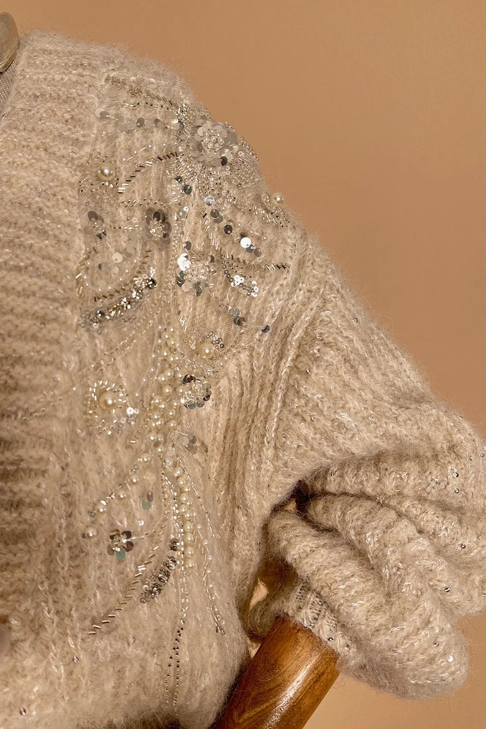 Pul İşlemeli Simli Şık Hırka