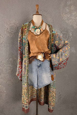 Çok renkli ipek kimono kadın, floral desen, kahverengi kuşak detaylı, uzun kollu, önden görünüm