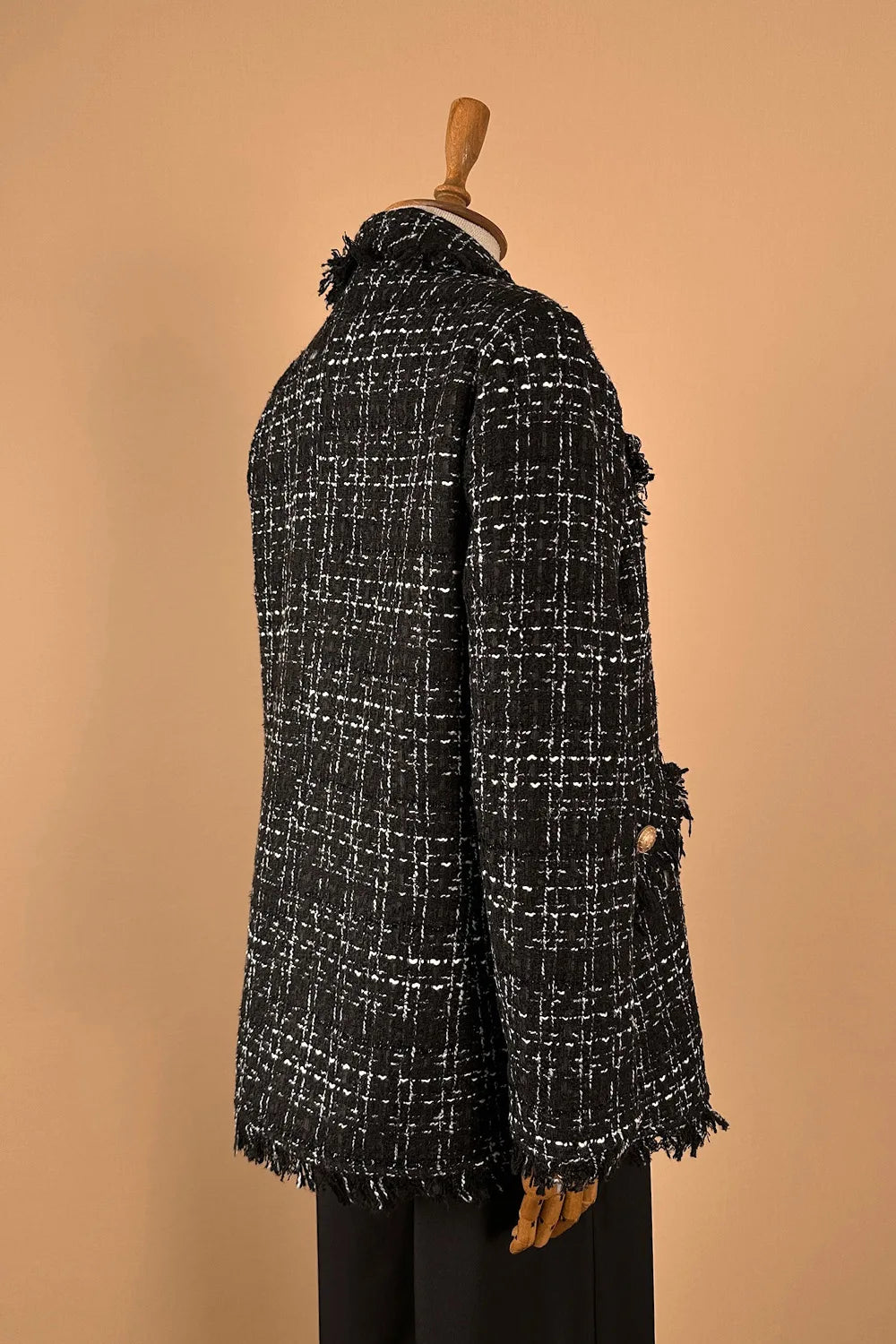 Püskül Detaylı Tüvit Ceket