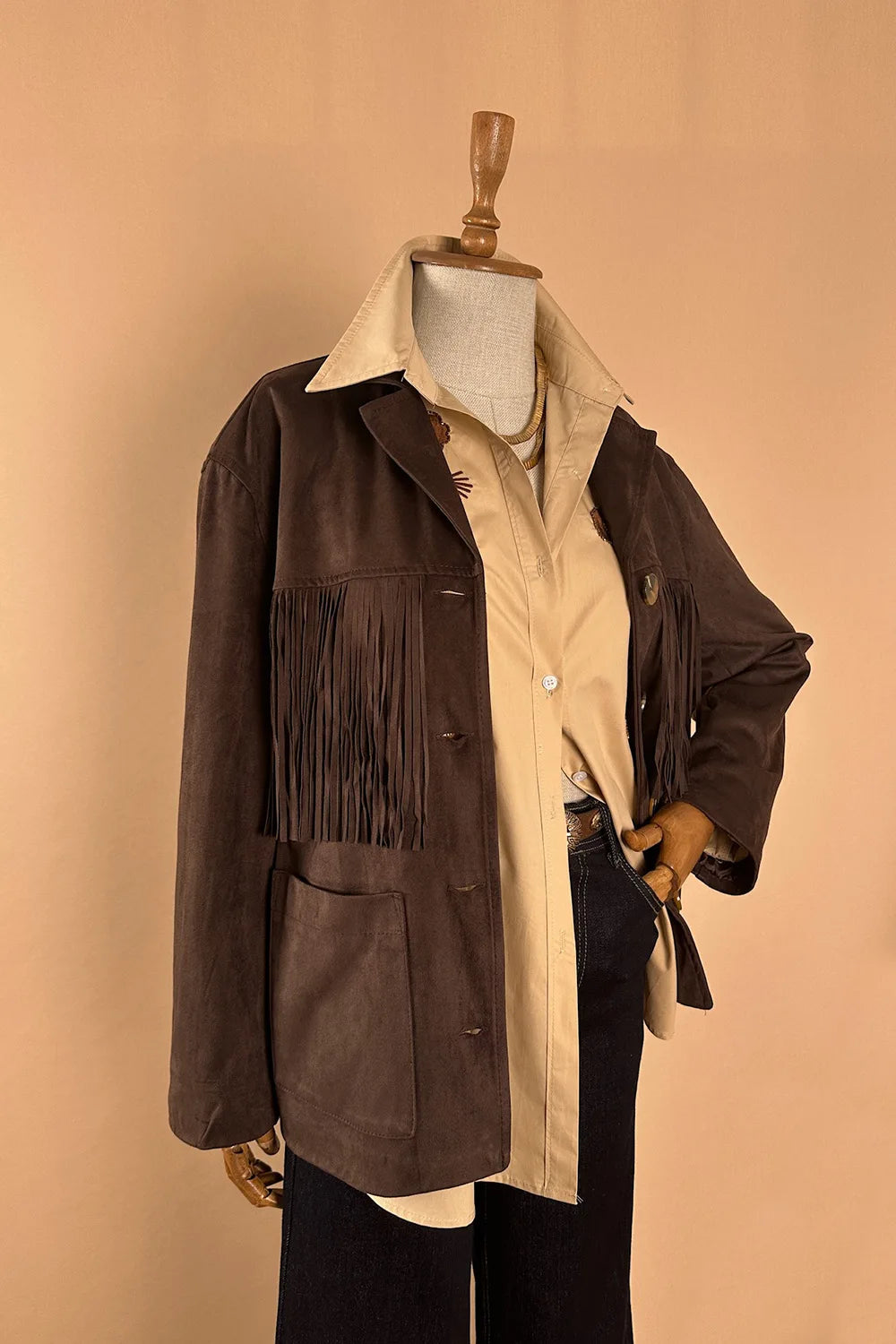 Püskül Detaylı Nubuk Ceket