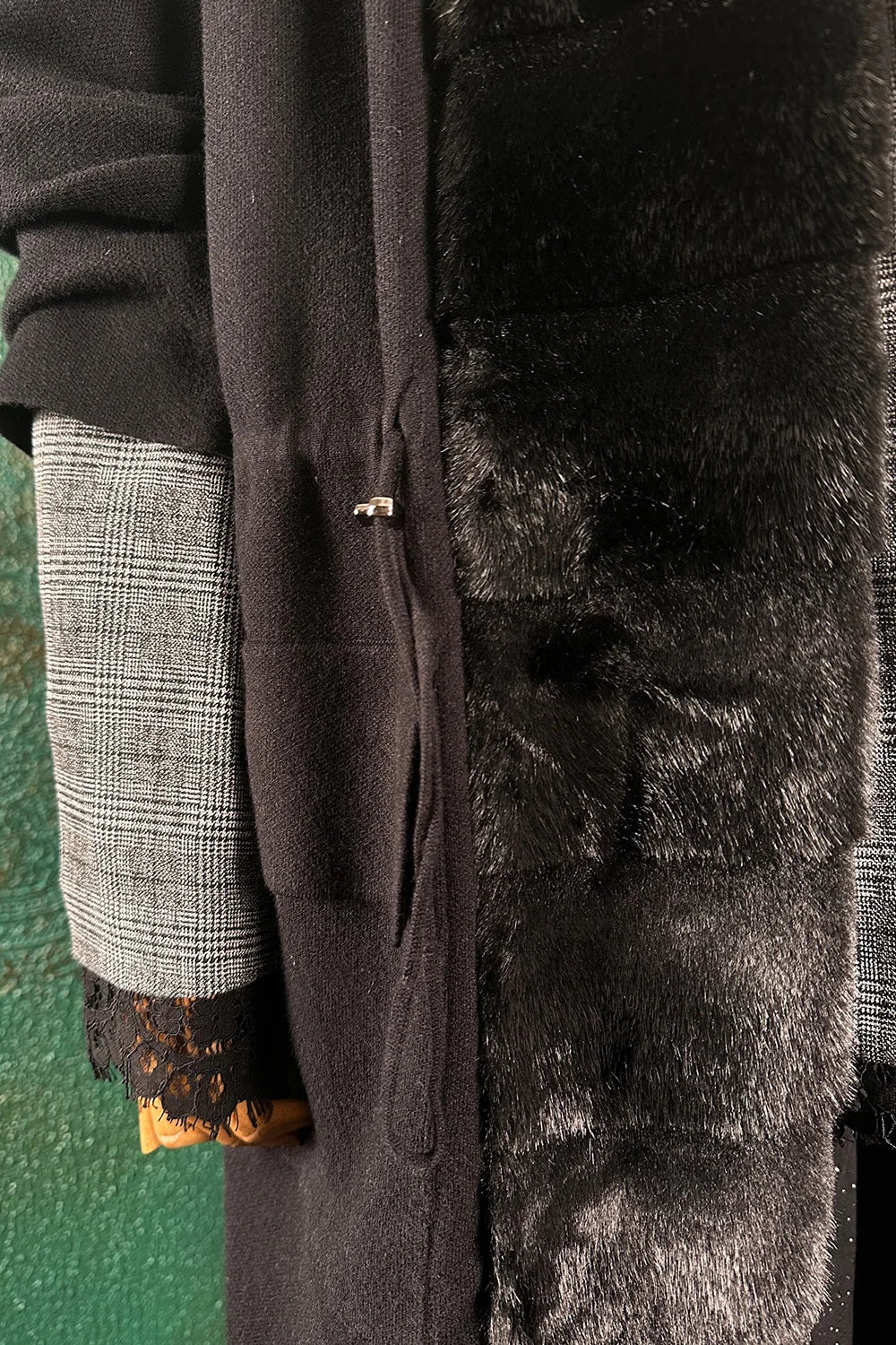 Kürk Detaylı Uzun Triko Ceket