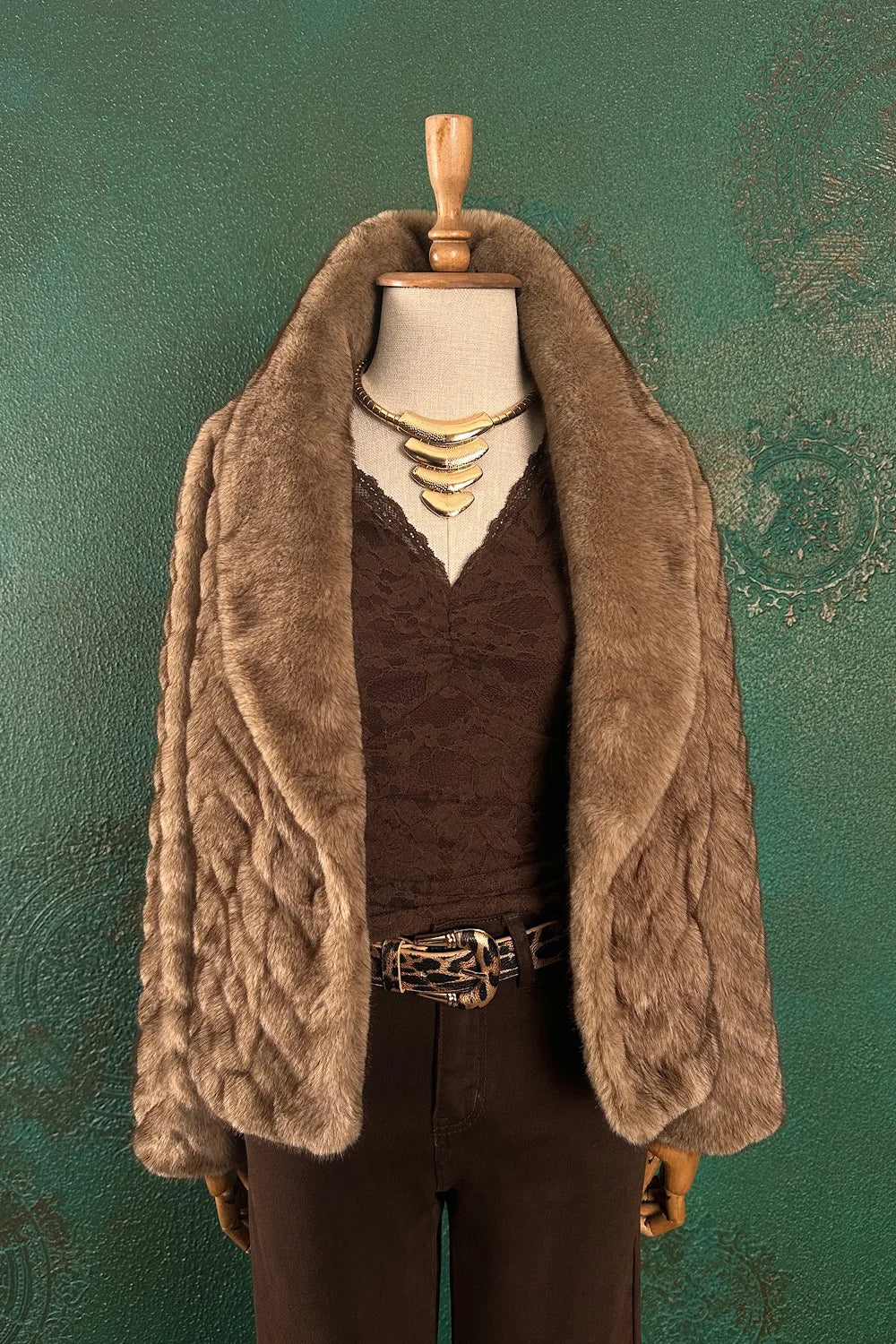 Dokulu Kısa Kürk Kaban