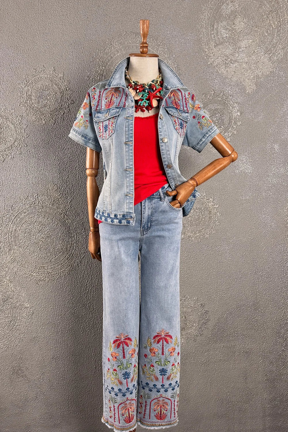 İşlemeli Denim Takım