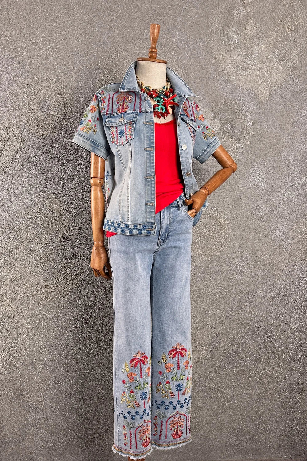 İşlemeli Denim Takım
