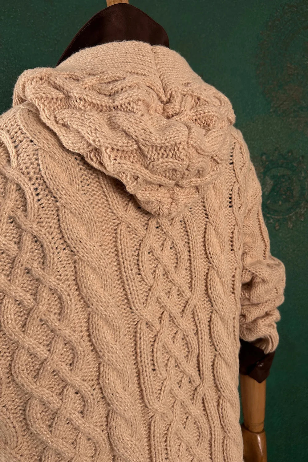 Örgü Detaylı Triko Ceket