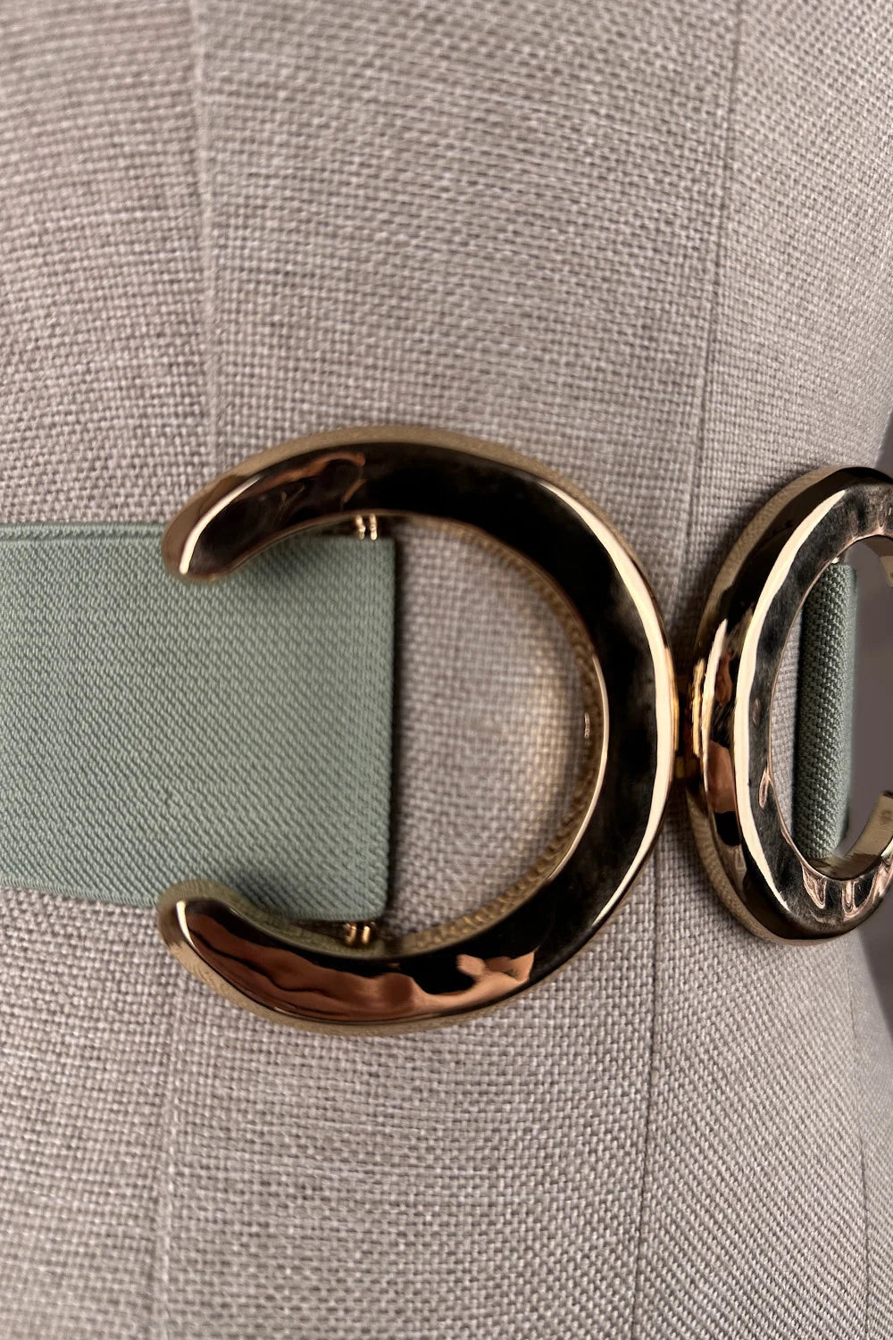 Oval Tokalı Kemer