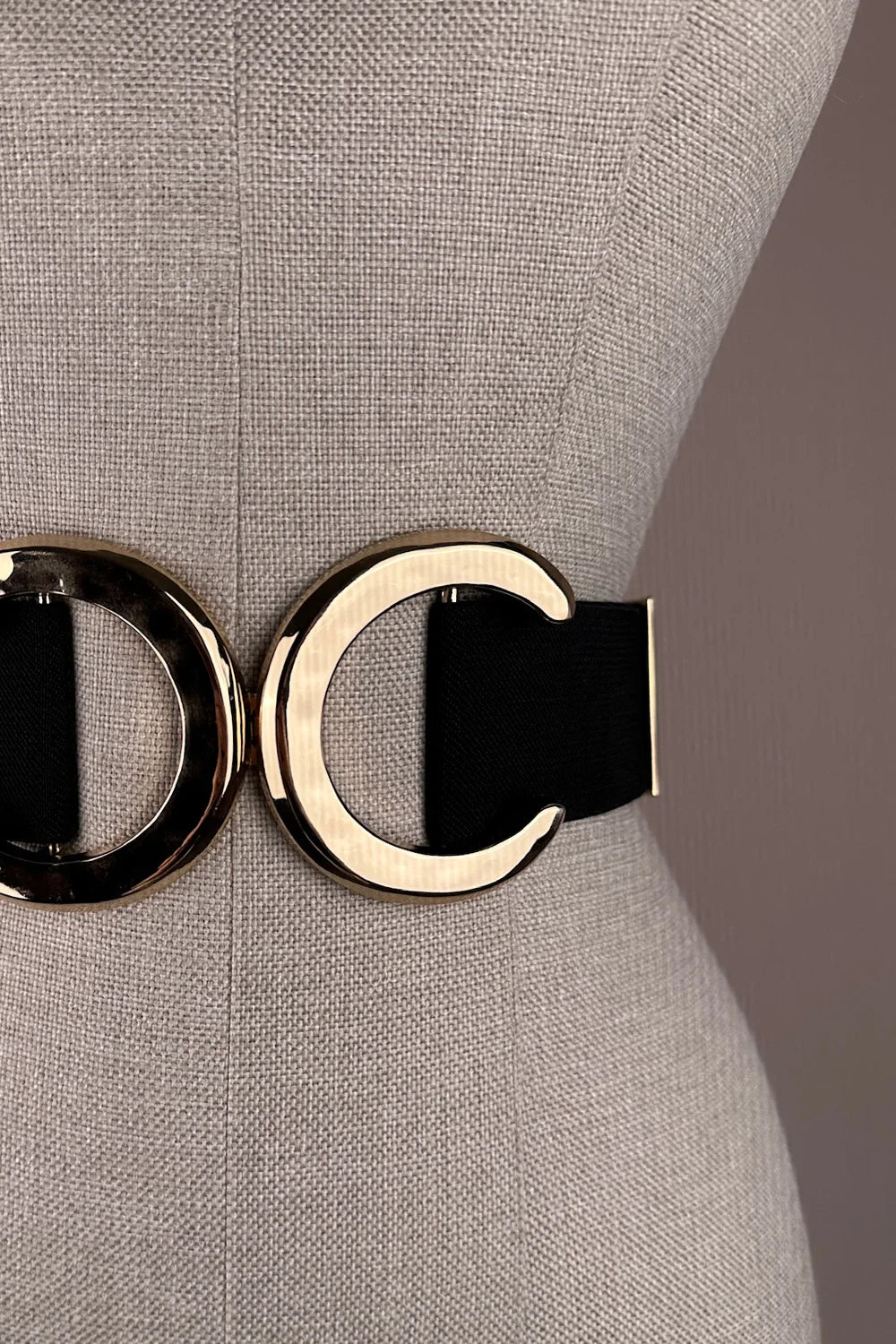 Oval Tokalı Kemer