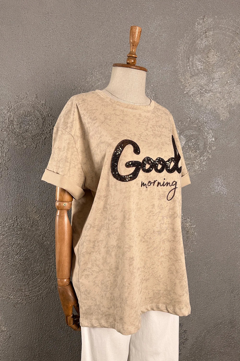 Payet İşlemeli T-shirt