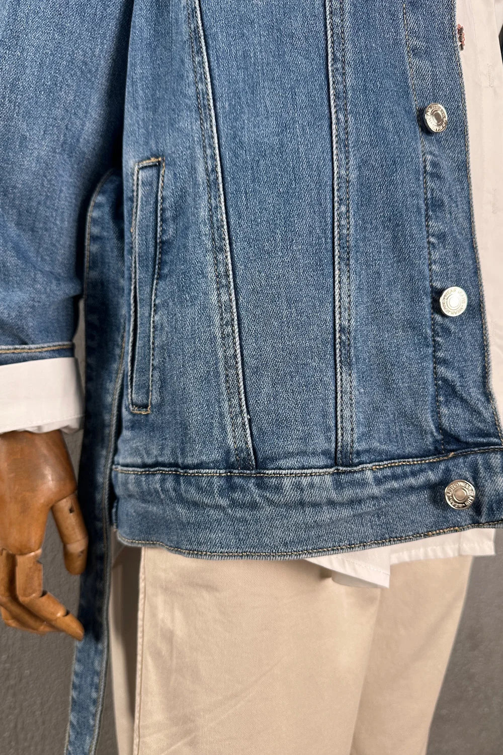 Desen Kesimli Denim Ceket