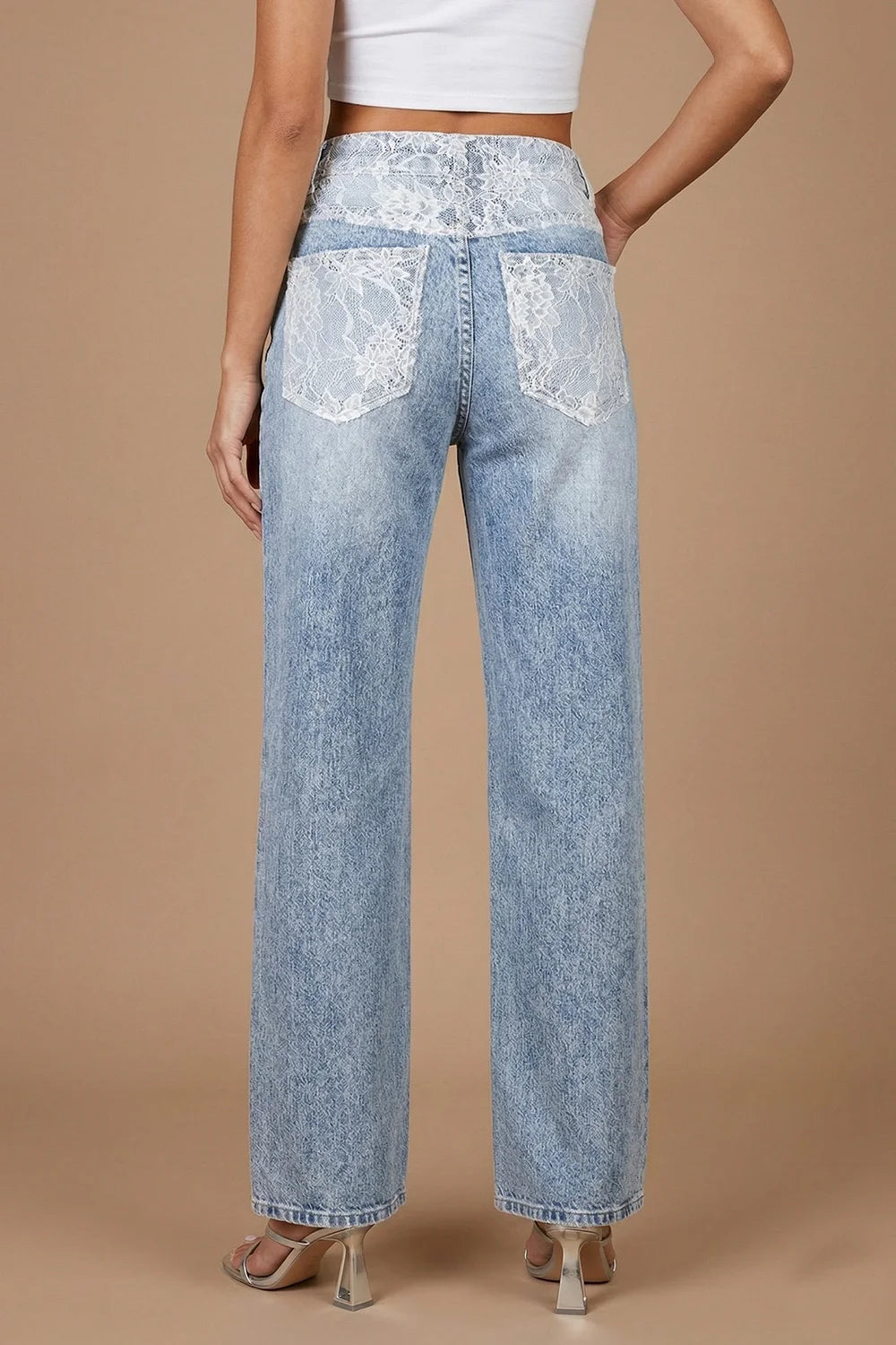 Dantel Detaylı Jean