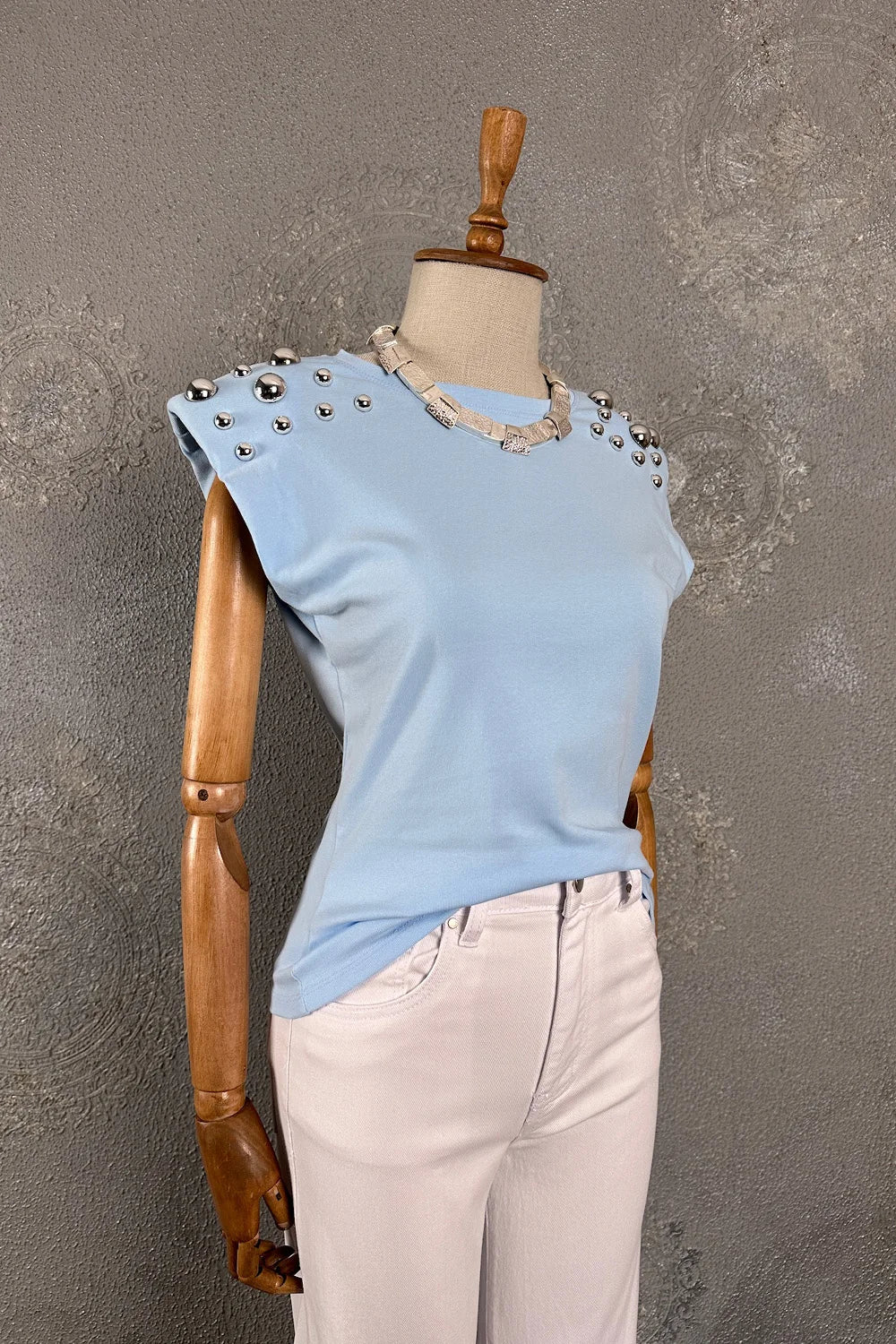 Zımba Detaylı T-shirt