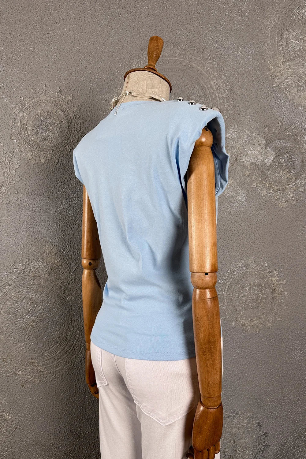 Zımba Detaylı T-shirt