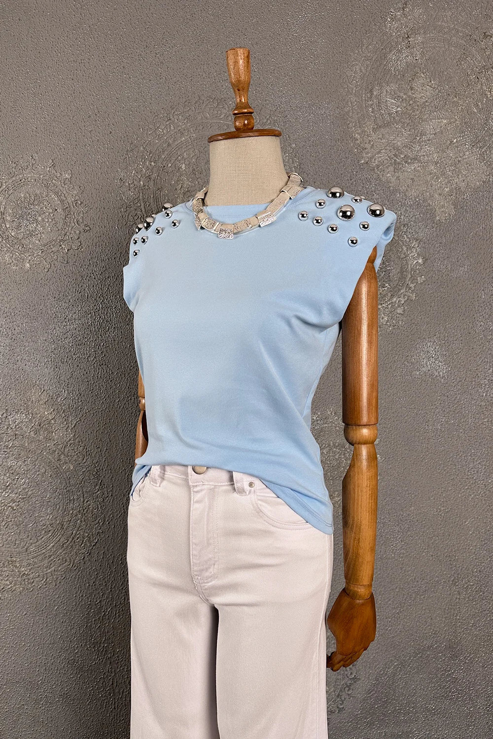 Zımba Detaylı T-shirt