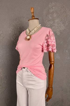 Dantel Detaylı T-shirt