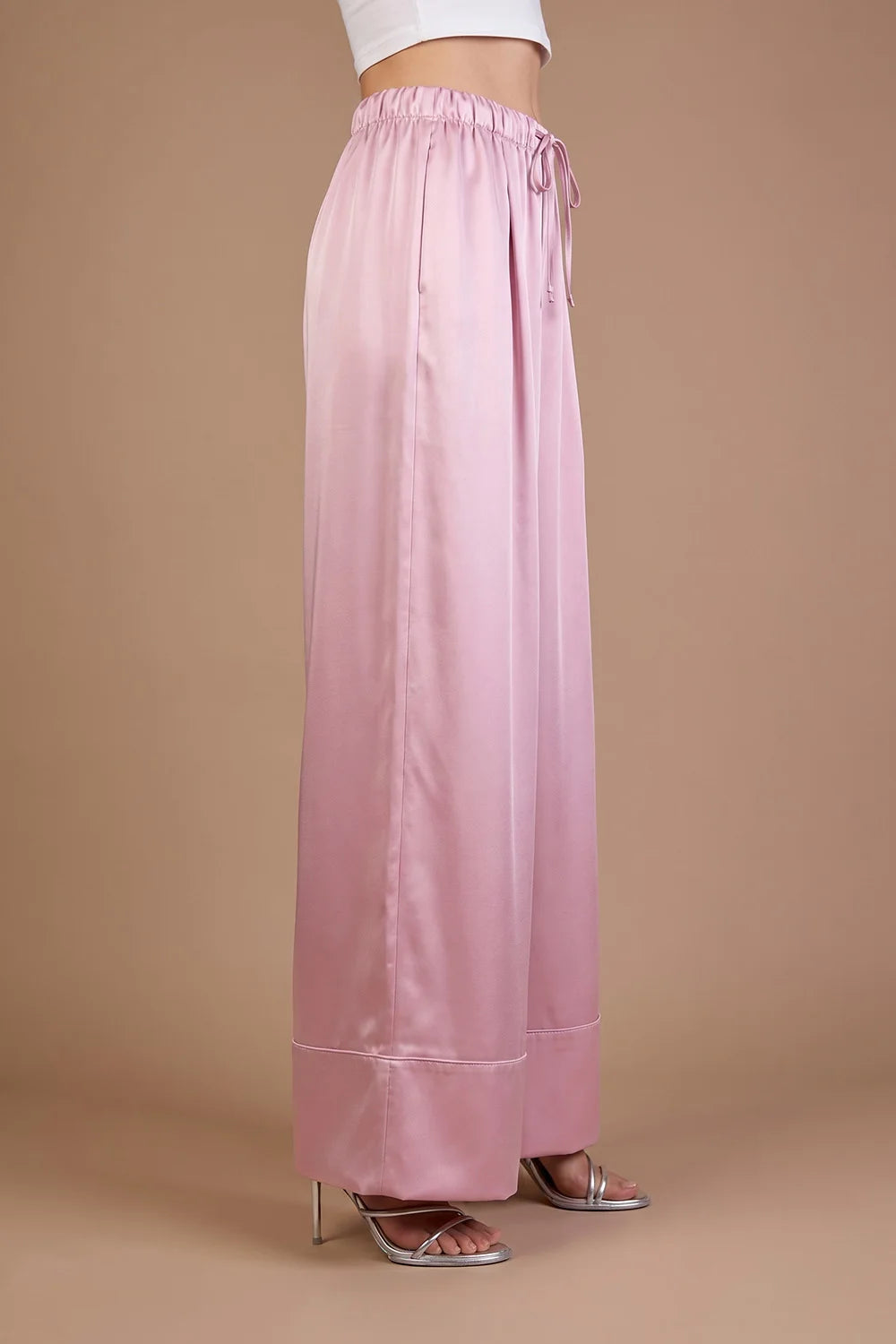Geniş Paçalı Saten Pantolon