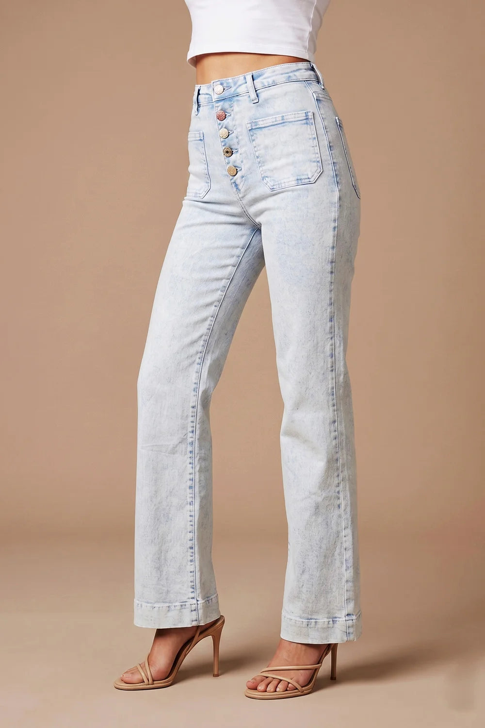 Düğme Detaylı Jean