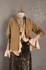 Hakim yaka armalı düğme ceket, kadın, camel rengi, klasik kesim, lace detaylı, önden görünüm