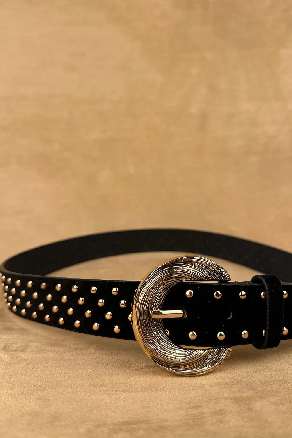 Zımba Detaylı Kemer