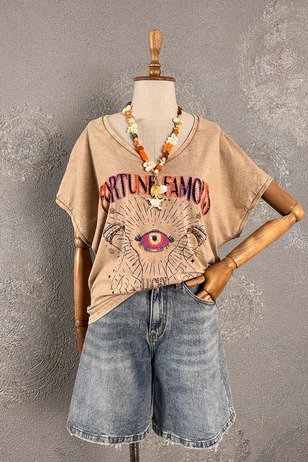 İşlemeli T-shirt
