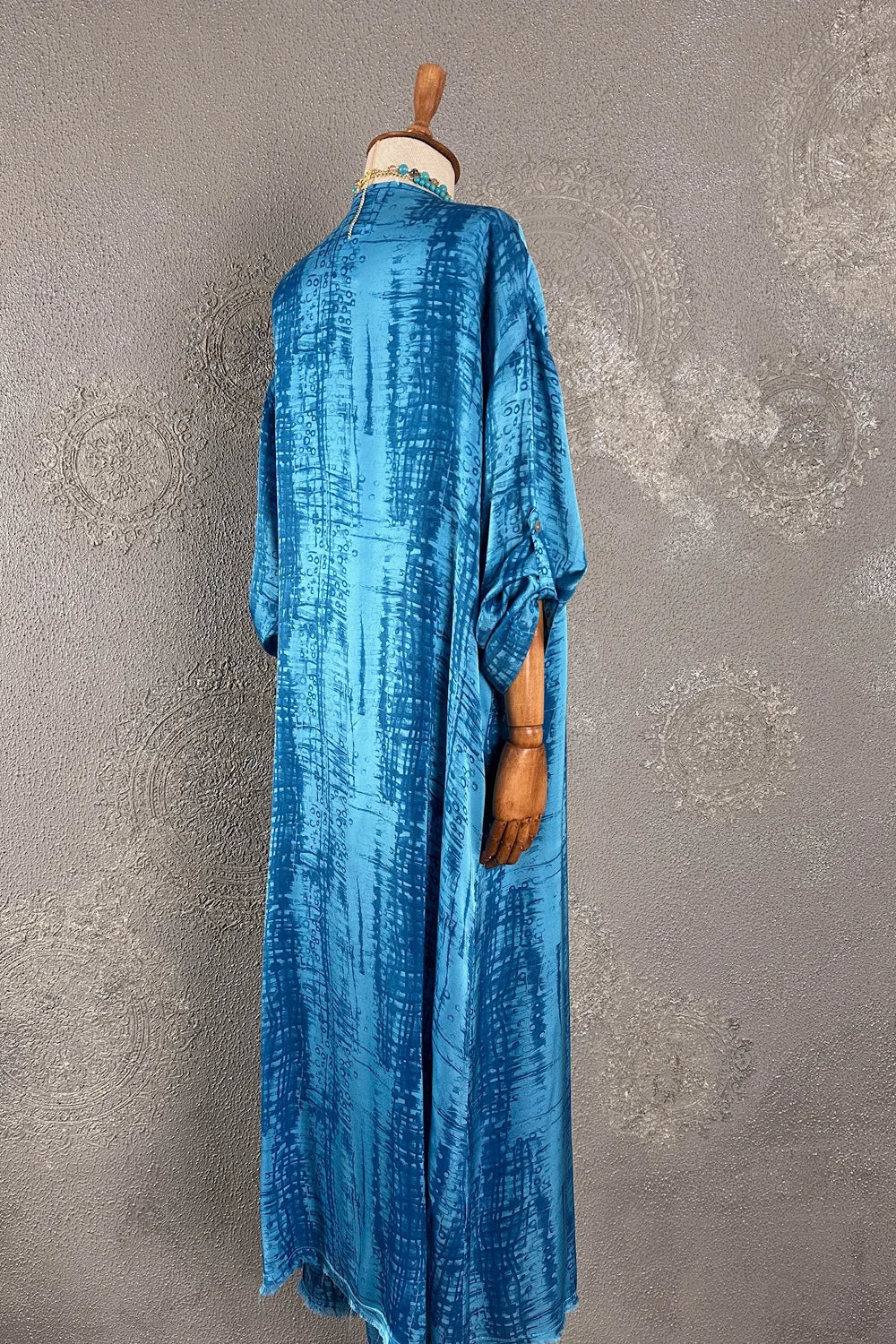 Desenli İpek Takım