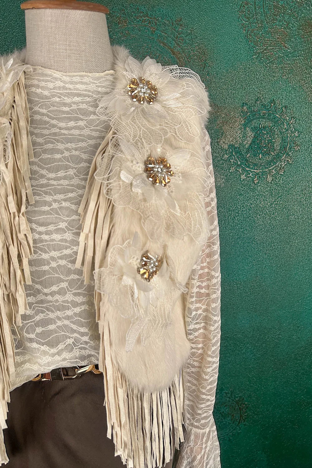 Taş İşlemeli Kürk Yelek