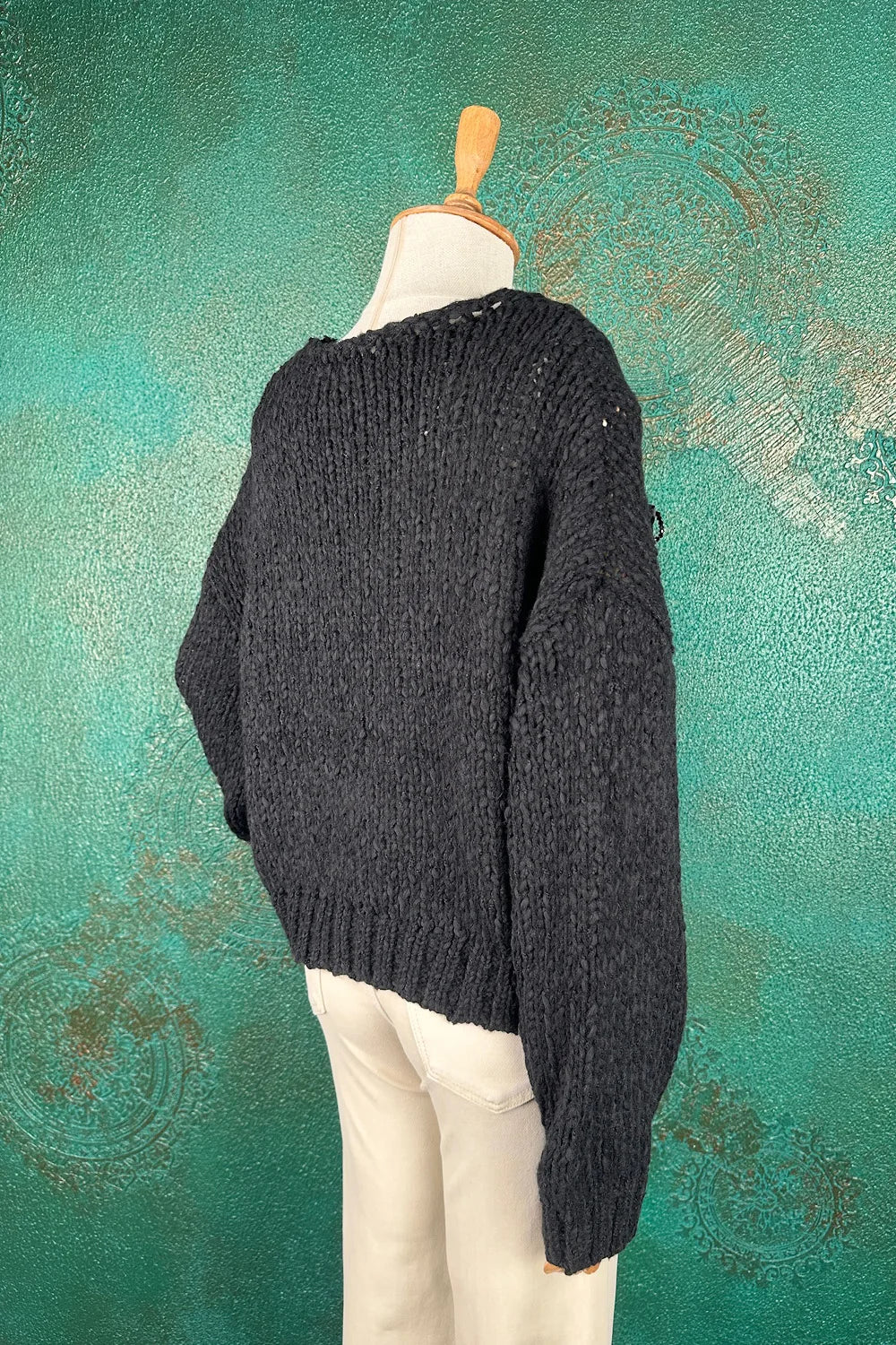 Çiçek Aplikeli Kazak