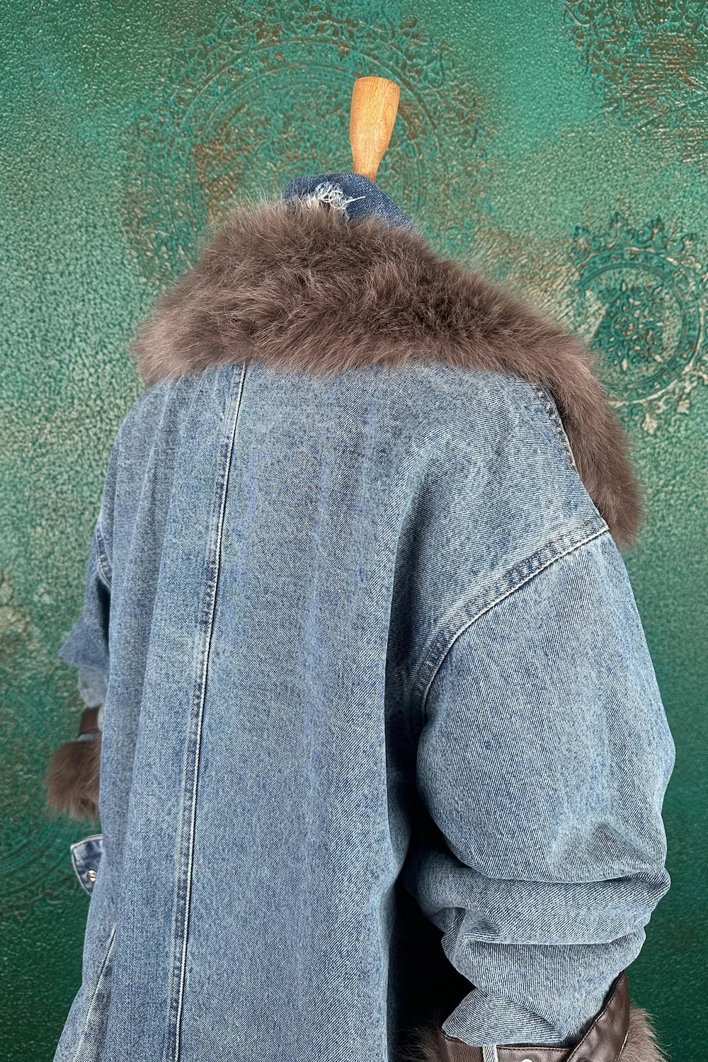 Kürk Detaylı Uzun Denim Ceket