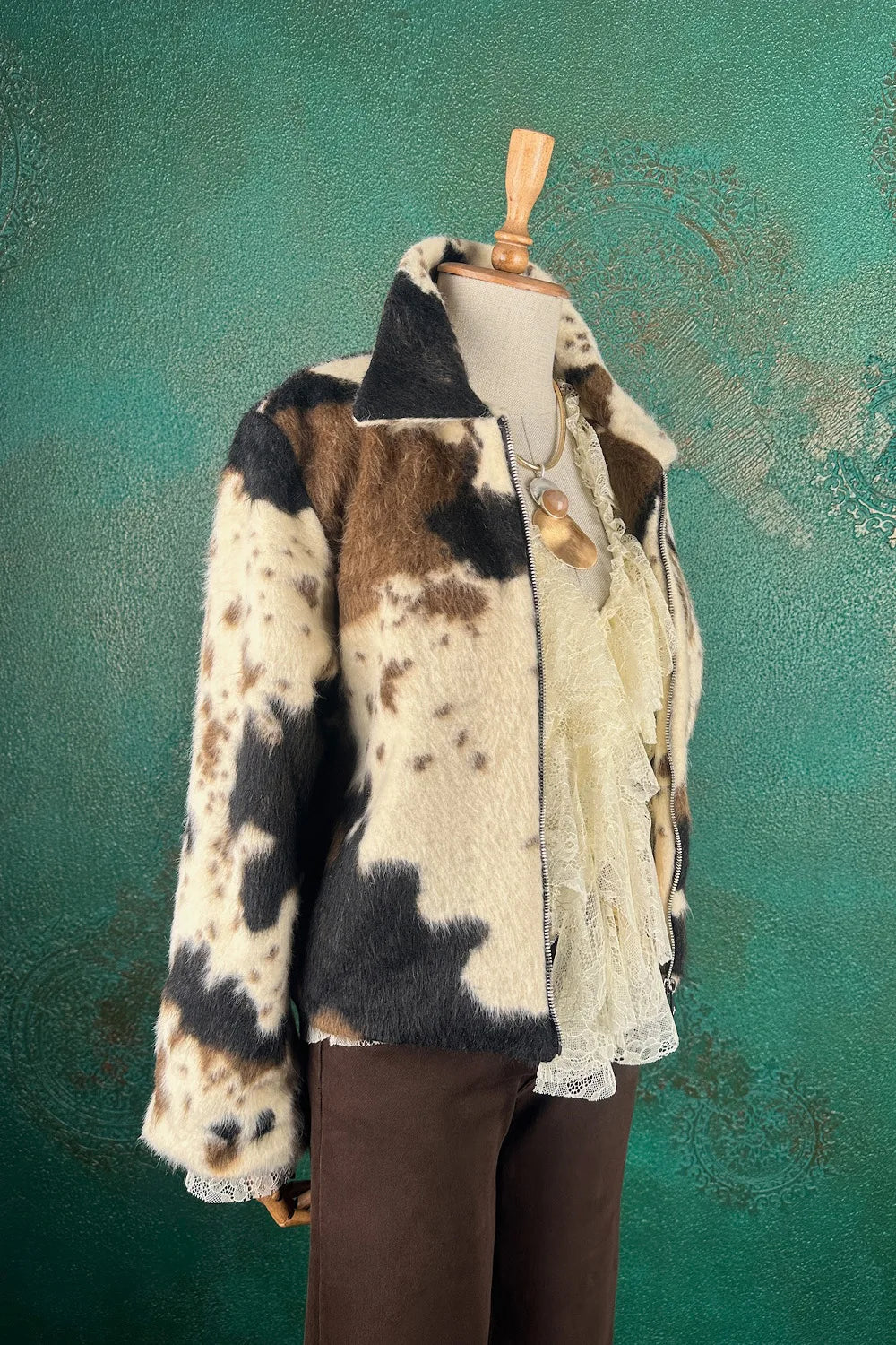 Kürk Dokulu Kısa Ceket