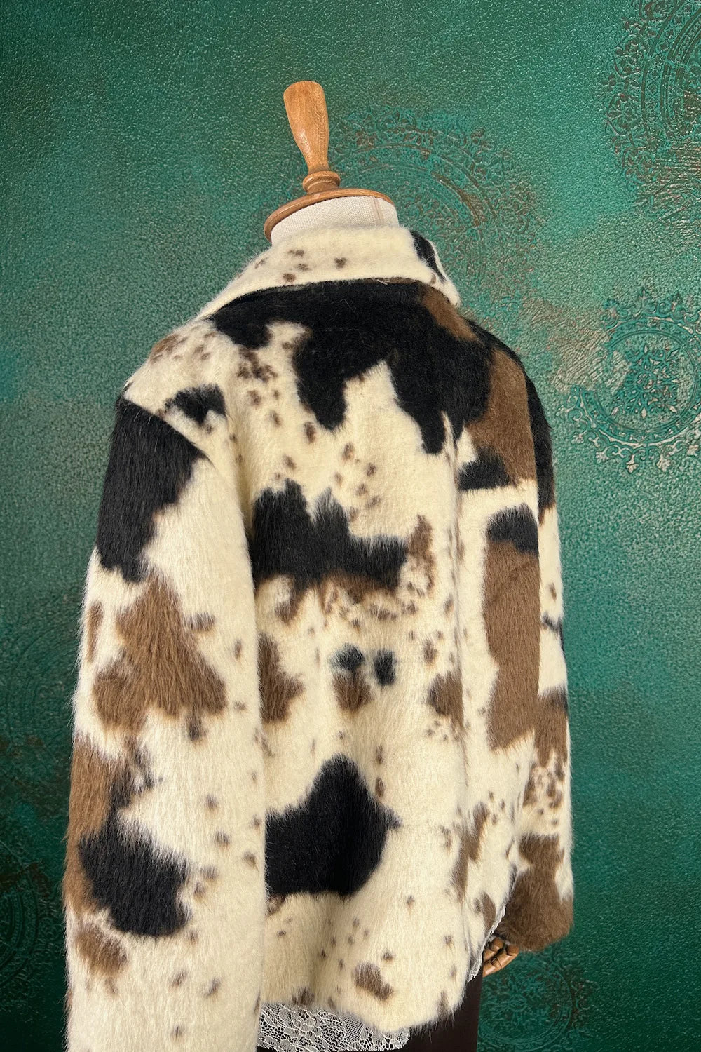 Kürk Dokulu Kısa Ceket