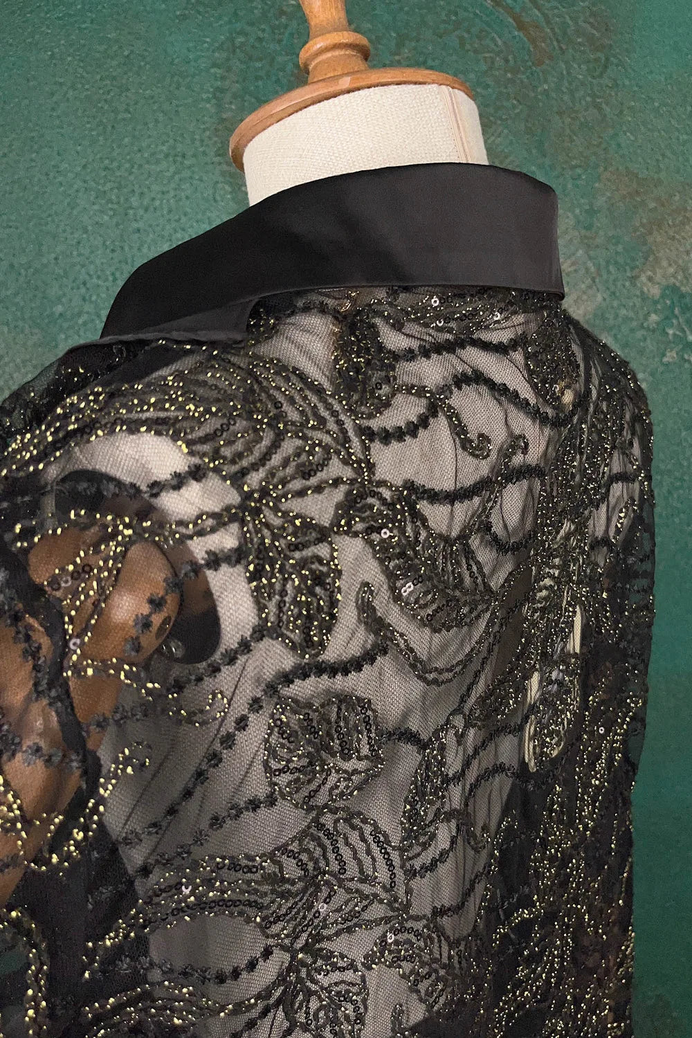 Fırfır Detaylı Dantel Gömlek