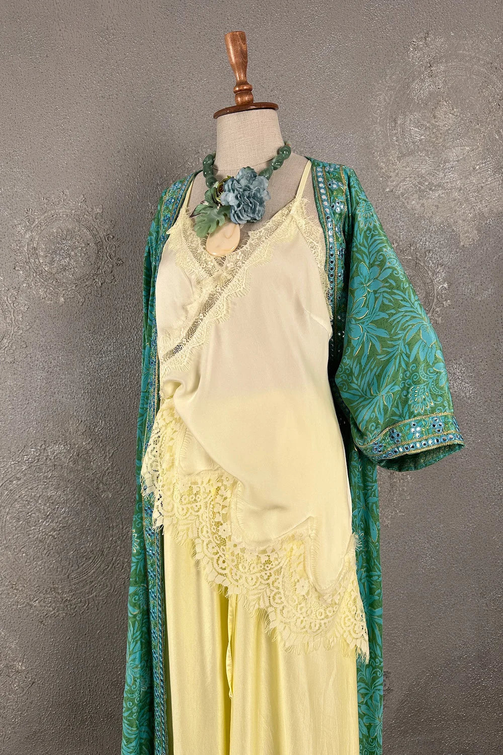 Uzun İpek Kimono
