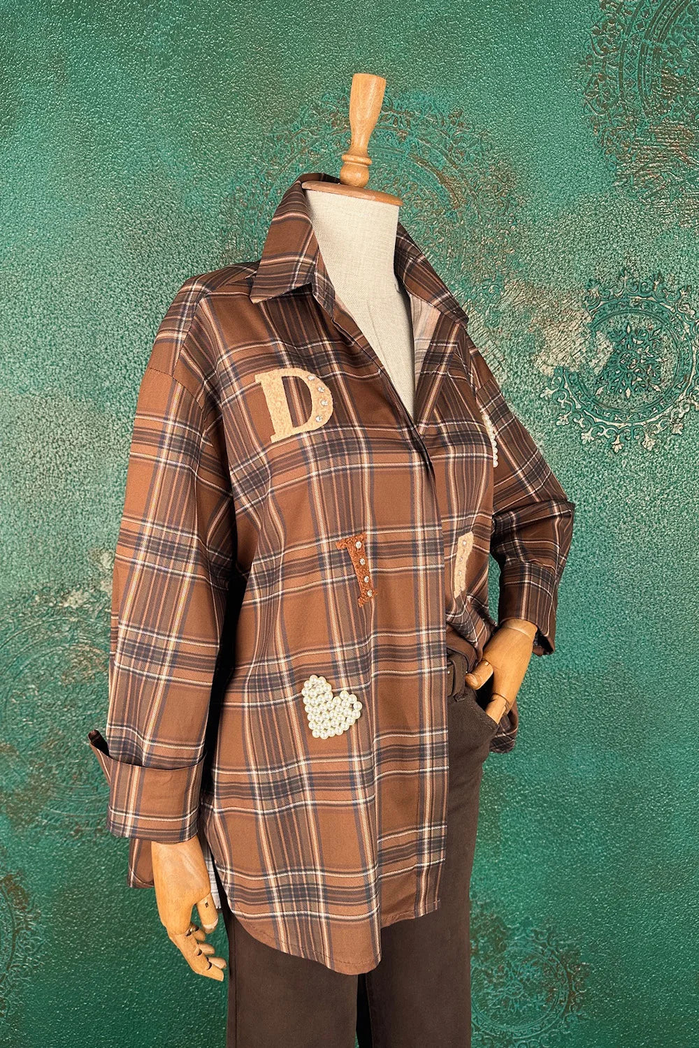 İşlemeli Ekoseli Oversize Gömlek